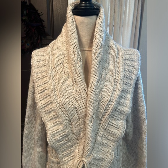 Beretta Made in Italy Oversized Cable Sweater - Picture 12 of 13